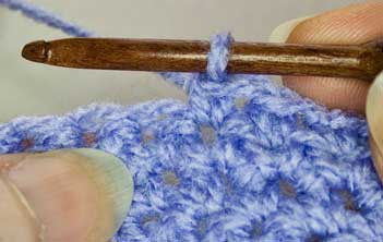 Twisted Loop Fringe step 1